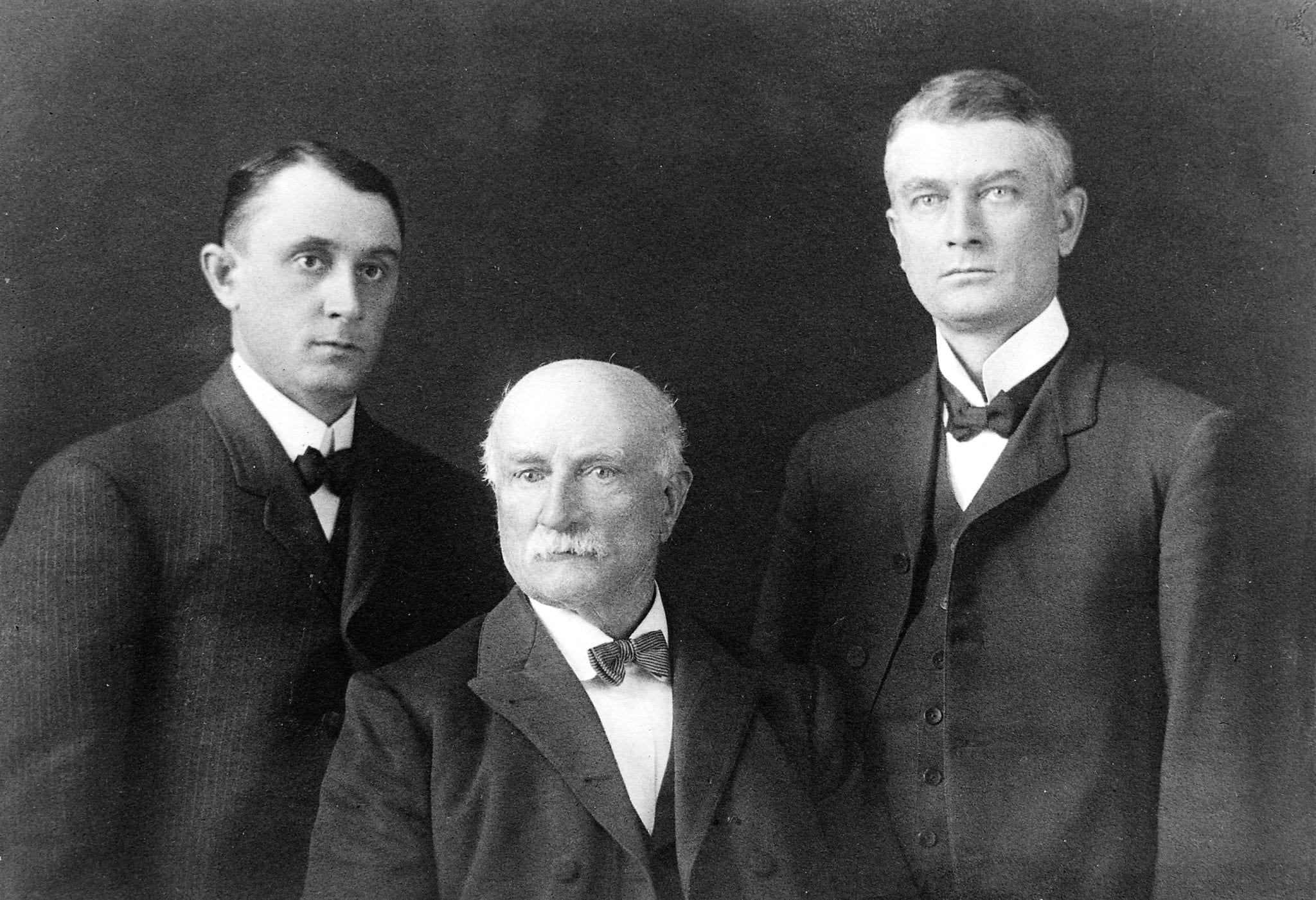 Portrait of William Worrell Mayo and his sons: Charles Mayo (right) and William James Mayo (left)