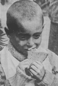 Child suffering hunger in the Warsaw ghetto