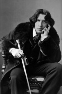 Photo portrait of Oscar Wilde, author of De Profundis