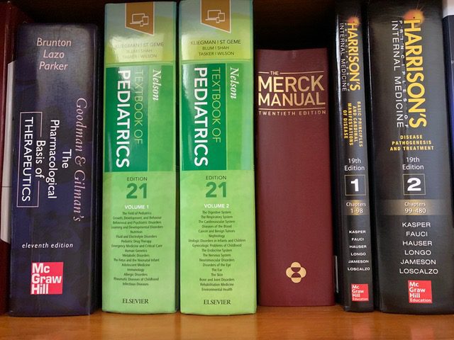 Medical textbooks, from which medical vocabulary can be learned